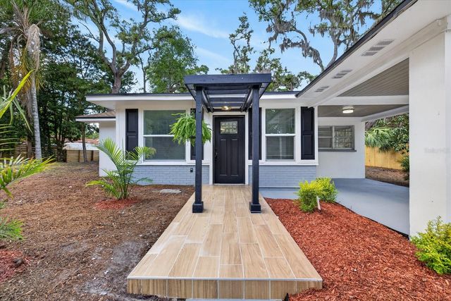 7806 E 114TH AVENUE, Tampa, FL 33617