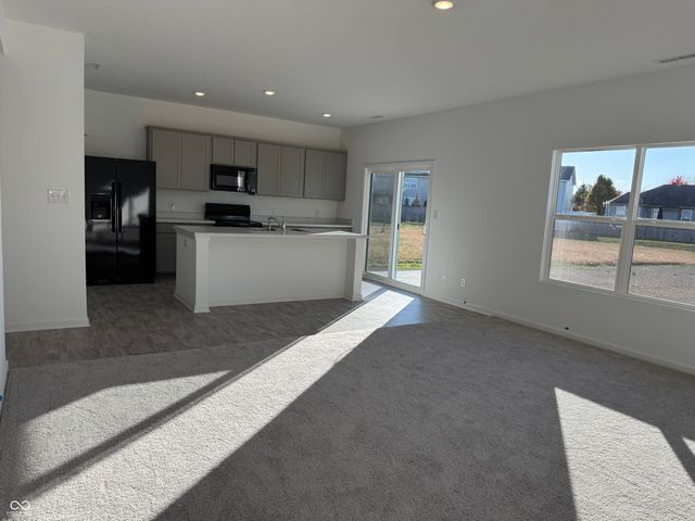 1743 Creek Bed Lane, Pendleton, IN 46064