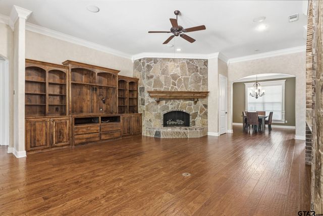 1596 Cooks Crossing, Tyler, TX 75703