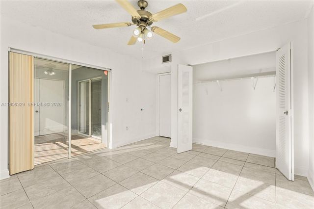 8650 SW 212th St 303, Cutler Bay, FL 33189