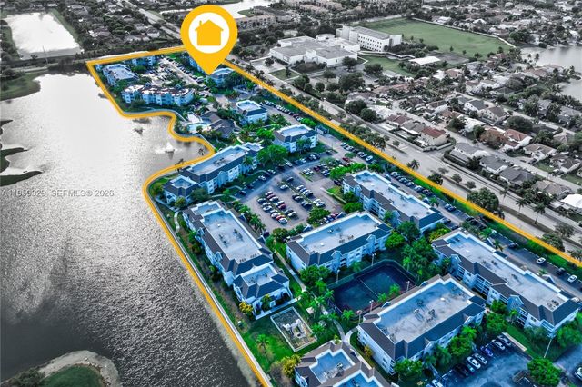 8650 SW 212th St 303, Cutler Bay, FL 33189