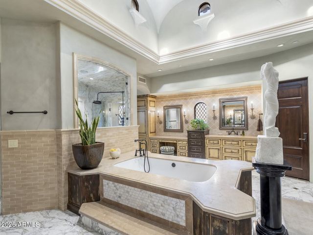 6619 E STALLION Road, Paradise Valley, AZ 85253