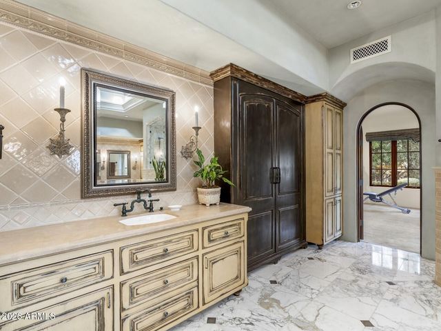 6619 E STALLION Road, Paradise Valley, AZ 85253