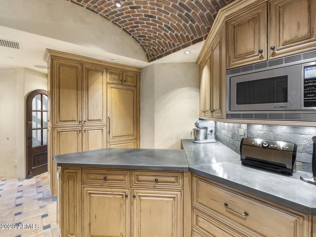 6619 E STALLION Road, Paradise Valley, AZ 85253