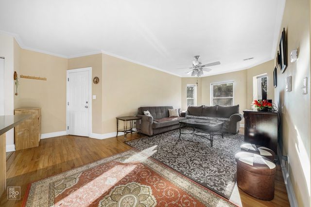 6305 N Richmond Street 1, Chicago, IL 60659