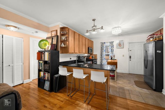 6305 N Richmond Street 1, Chicago, IL 60659