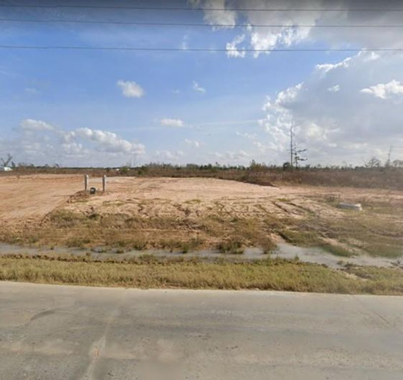 6113 Road 5503, Cleveland, TX 77327