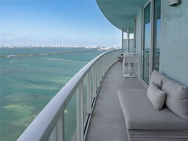 1900 N Bayshore Dr 5004, Miami, FL 33132