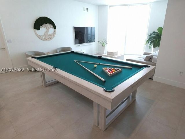1900 N Bayshore Dr 5004, Miami, FL 33132