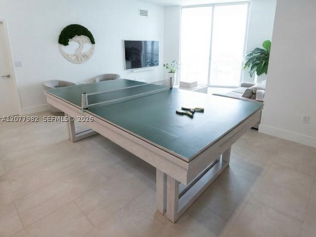 1900 N Bayshore Dr 5004, Miami, FL 33132