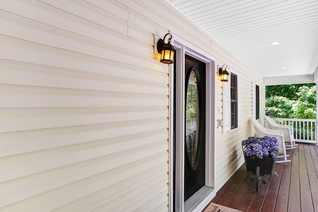 847 Scarletts Way, Young Harris, GA 30582