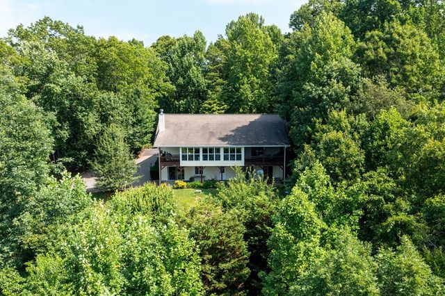 847 Scarletts Way, Young Harris, GA 30582