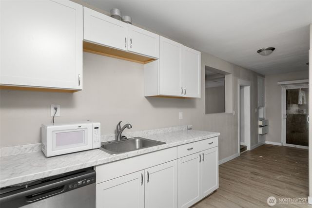 6323 Kitsap Way, Bremerton, WA 98312