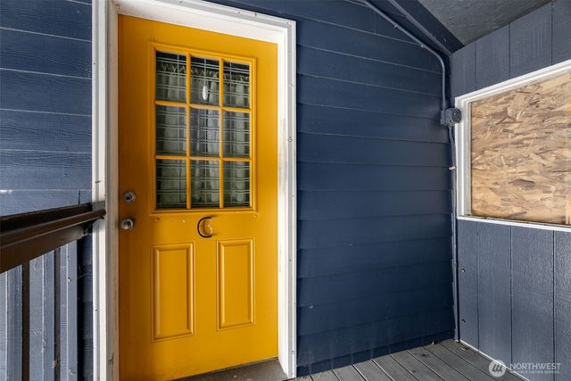 6323 Kitsap Way, Bremerton, WA 98312