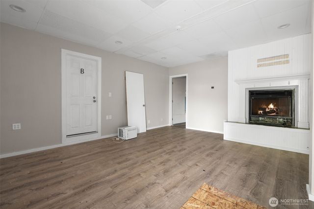 6323 Kitsap Way, Bremerton, WA 98312