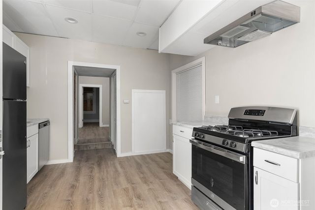 6323 Kitsap Way, Bremerton, WA 98312