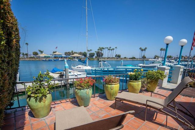 37 Antigua Ct, Coronado, CA 92118