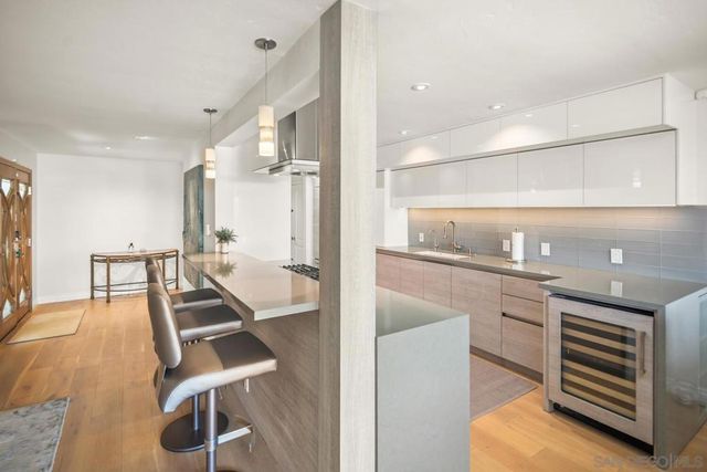 37 Antigua Ct, Coronado, CA 92118