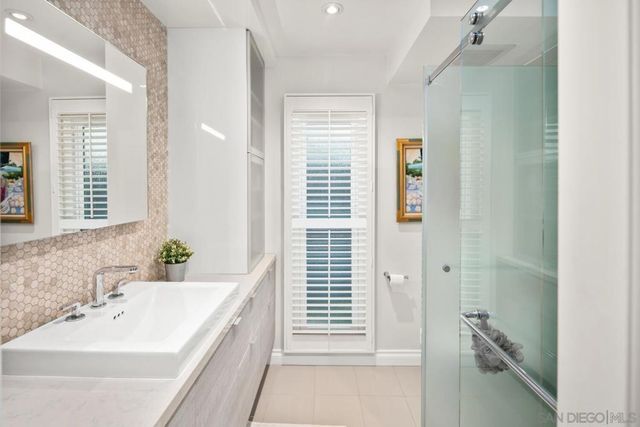 37 Antigua Ct, Coronado, CA 92118