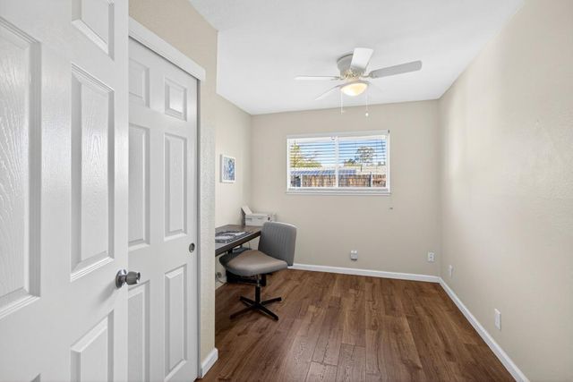 6996 Lincoln Creek Cir, Carmichael, CA 95608