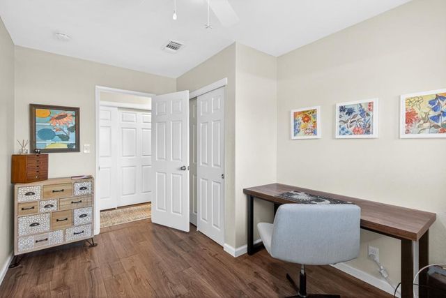 6996 Lincoln Creek Cir, Carmichael, CA 95608