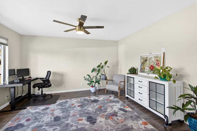 6996 Lincoln Creek Cir, Carmichael, CA 95608