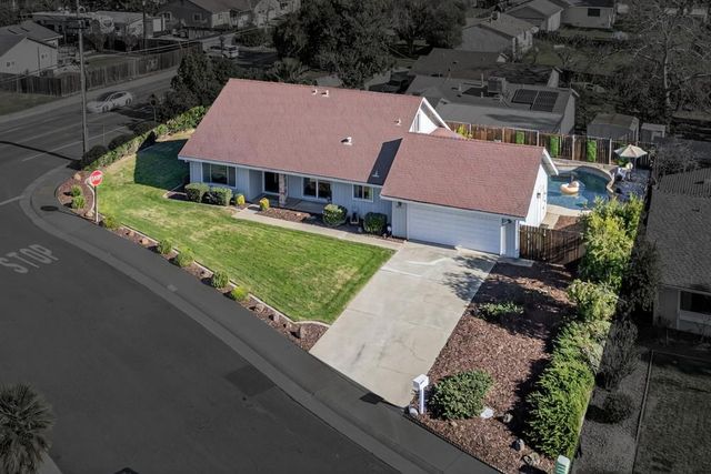 6996 Lincoln Creek Cir, Carmichael, CA 95608