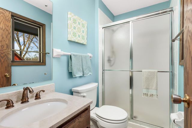 3108 Red Oak Circle N, Burnsville, MN 55337