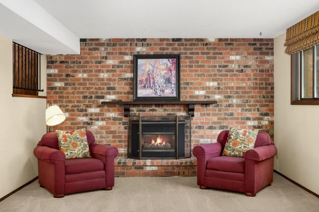 3108 Red Oak Circle N, Burnsville, MN 55337