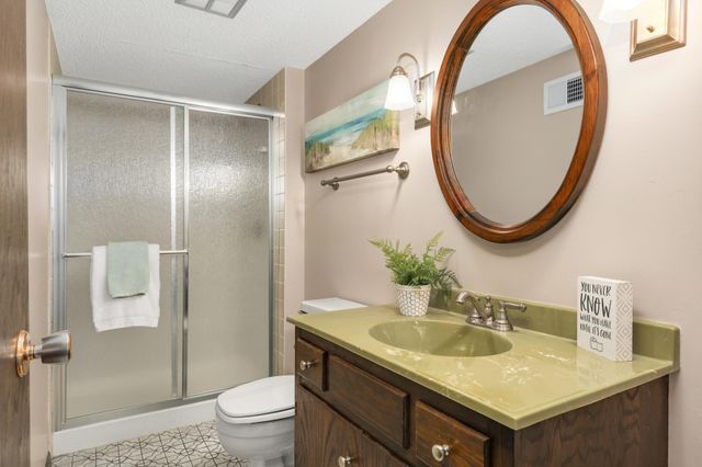 3108 Red Oak Circle N, Burnsville, MN 55337