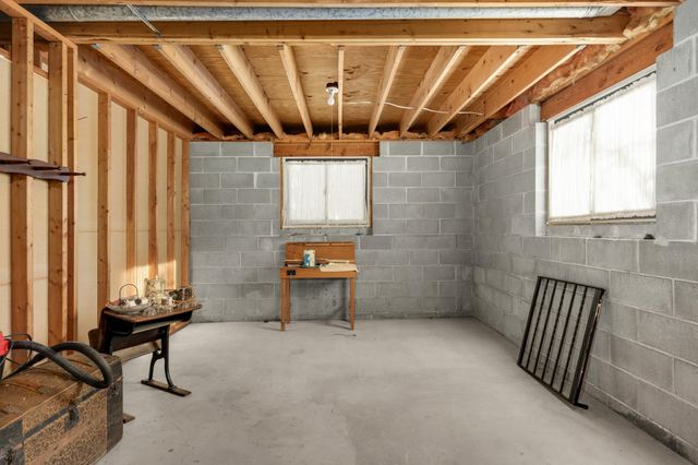 3108 Red Oak Circle N, Burnsville, MN 55337