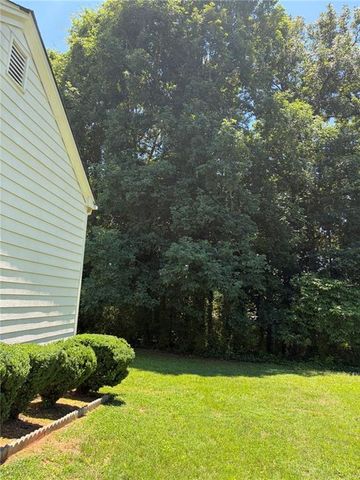 4011 Wintersweet Drive, Decatur, GA 30034