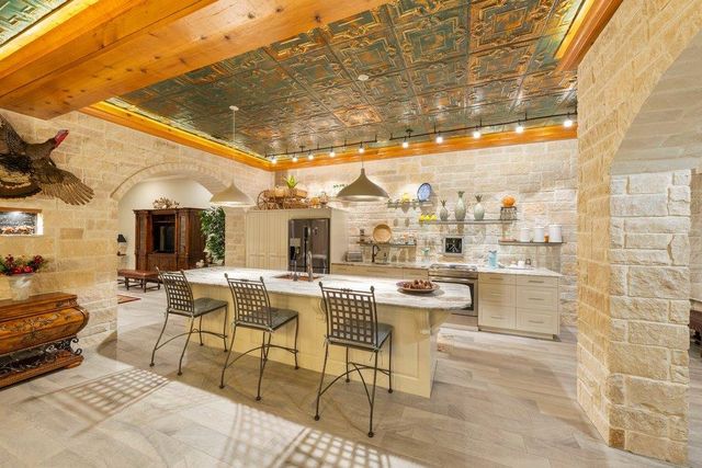 1694 County Road 102, Llano, TX 78643