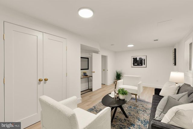 9532 BURDETT RD, Burke, VA 22015