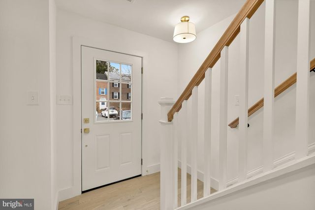 9532 BURDETT RD, Burke, VA 22015