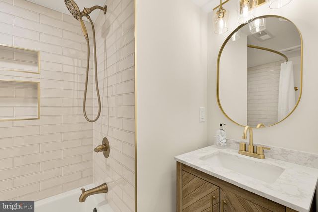 9532 BURDETT RD, Burke, VA 22015