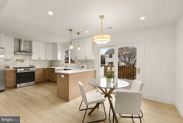 9532 BURDETT RD, Burke, VA 22015