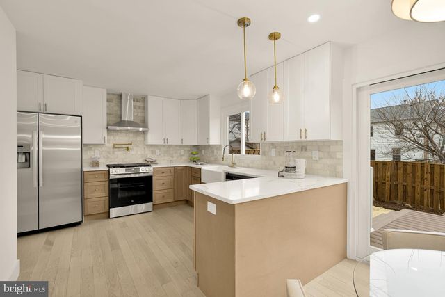 9532 BURDETT RD, Burke, VA 22015