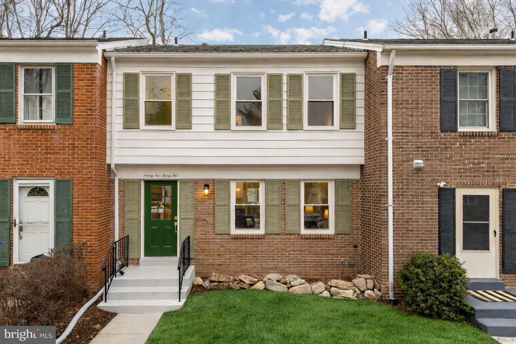 9532 BURDETT RD, Burke, VA 22015