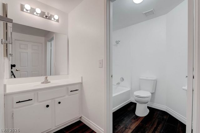 231 West Horizon Ridge Parkway 917, Henderson, NV 89012