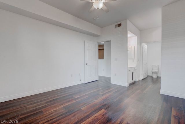 231 West Horizon Ridge Parkway 917, Henderson, NV 89012