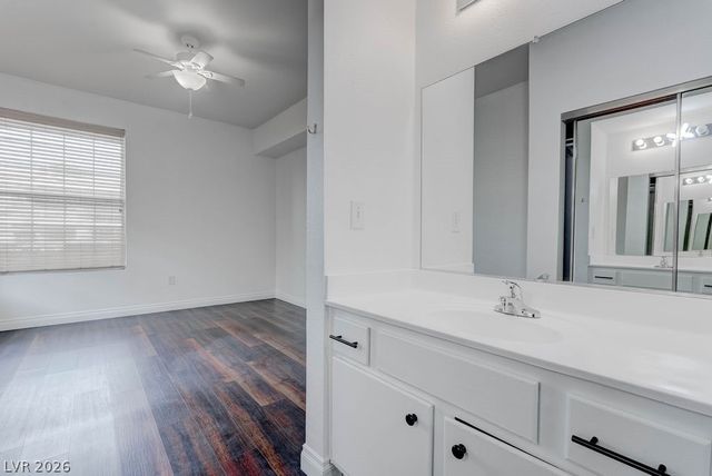 231 West Horizon Ridge Parkway 917, Henderson, NV 89012