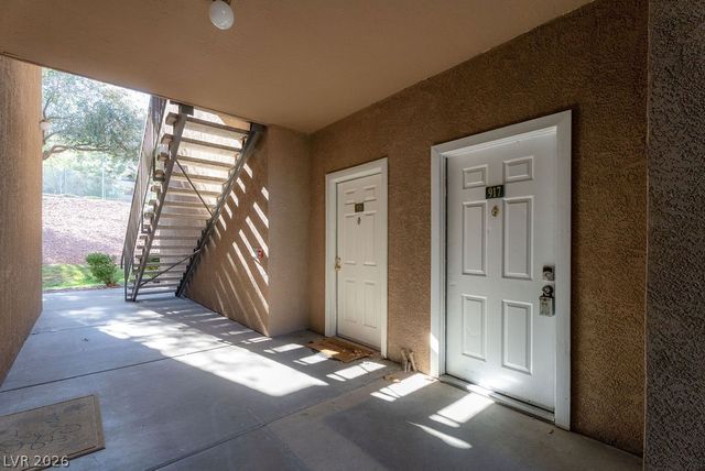 231 West Horizon Ridge Parkway 917, Henderson, NV 89012