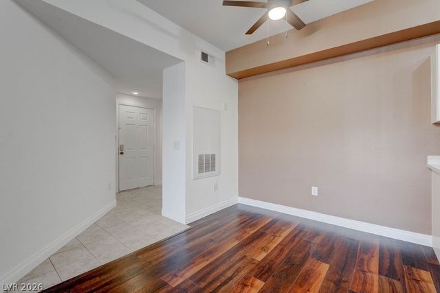 231 West Horizon Ridge Parkway 917, Henderson, NV 89012