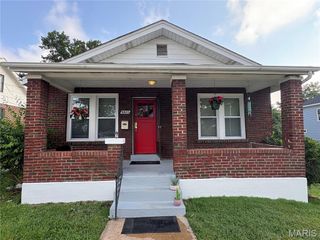 8823 Powell Avenue, Brentwood, MO 63144