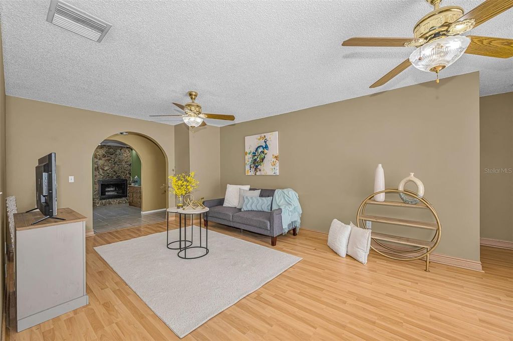 Image 30 of property listing at 7812 WINDWARD WAY, Odessa, FL 33556