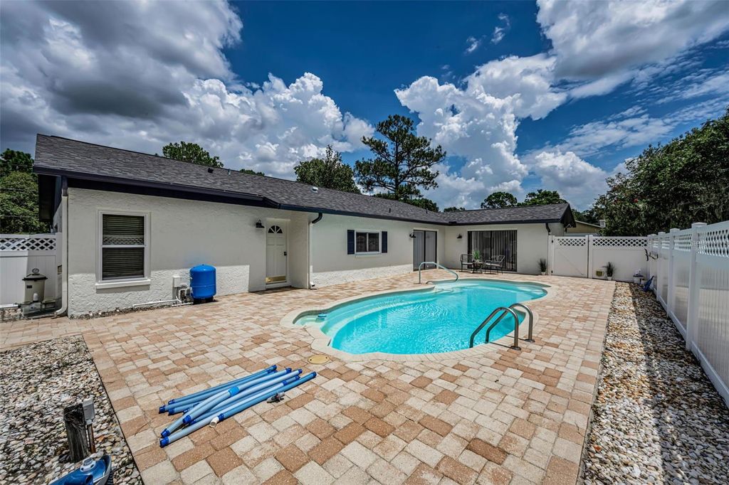 Image 50 of property listing at 7812 WINDWARD WAY, Odessa, FL 33556