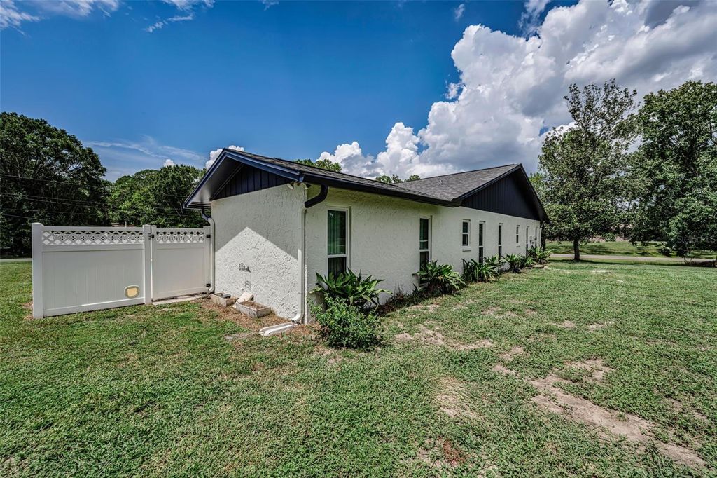 Image 58 of property listing at 7812 WINDWARD WAY, Odessa, FL 33556