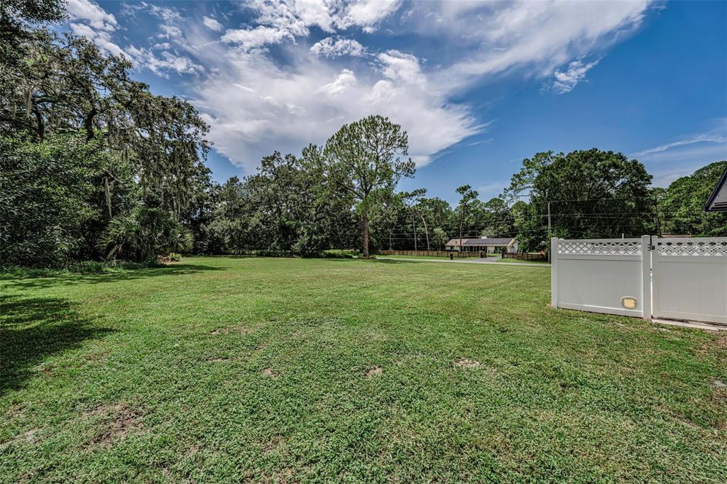 Image 60 of property listing at 7812 WINDWARD WAY, Odessa, FL 33556