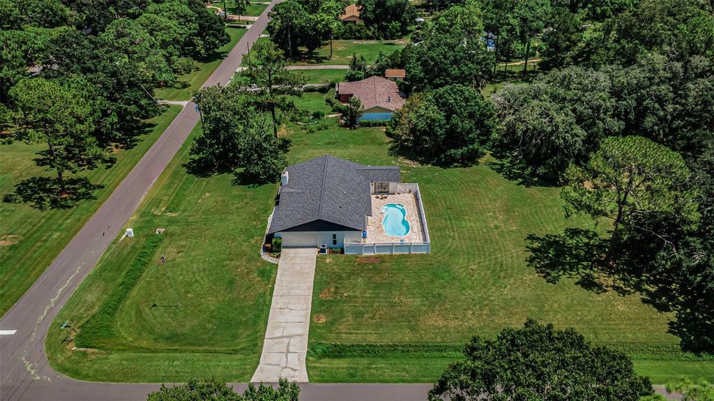 Image 65 of property listing at 7812 WINDWARD WAY, Odessa, FL 33556